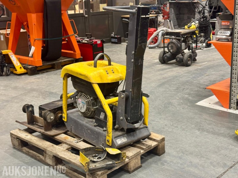 2011 Atlas Copco LG 200 – Vibroplate - Vält: bild 4 2011 Atlas Copco LG 200 – Vibroplate - Vält: bild 4