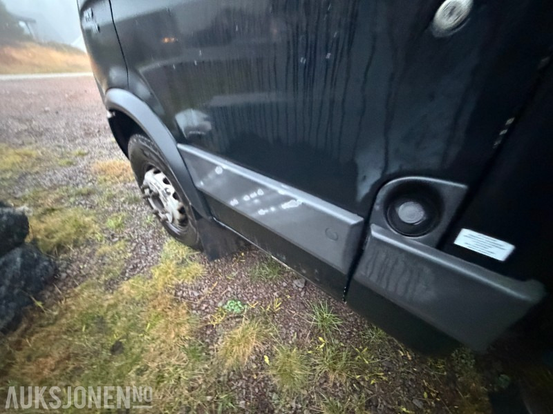 Tippbil lastbil 2012 Iveco Daily 70C17 EEV Tipp-Bil med HMF 152 T1 Kran - EU OK - 83312 km: bild 20 Tippbil lastbil 2012 Iveco Daily 70C17 EEV Tipp-Bil med HMF 152 T1 Kran - EU OK - 83312 km: bild 20