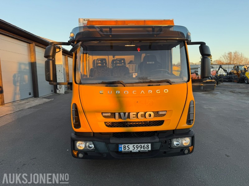 2013 Iveco Eurocargo 75E18 - Verkstedbil m/ Maxilift-kran & ZEPRO bakløfter - 148.000 km - Lastbil med skåp: bild 3 2013 Iveco Eurocargo 75E18 - Verkstedbil m/ Maxilift-kran & ZEPRO bakløfter - 148.000 km - Lastbil med skåp: bild 3