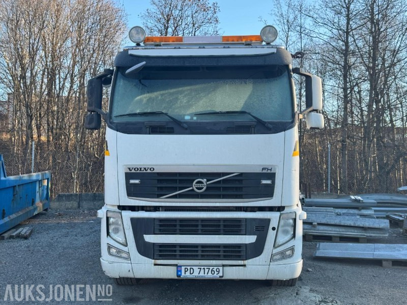 2013 Volvo FH 62RB kranbil / HIAB kran / 28 tonnmeter - Kranbil: bild 2 2013 Volvo FH 62RB kranbil / HIAB kran / 28 tonnmeter - Kranbil: bild 2