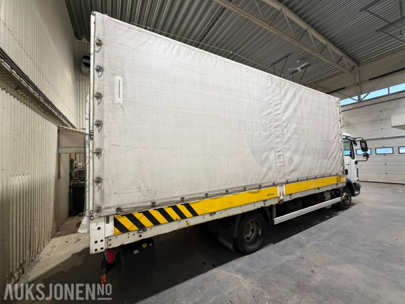 2015 MAN TGL 8.180 - Hengerfeste - Aircondition - 87.946 km - Bakløft - Lastbil med skåp: bild 5 2015 MAN TGL 8.180 - Hengerfeste - Aircondition - 87.946 km - Bakløft - Lastbil med skåp: bild 5