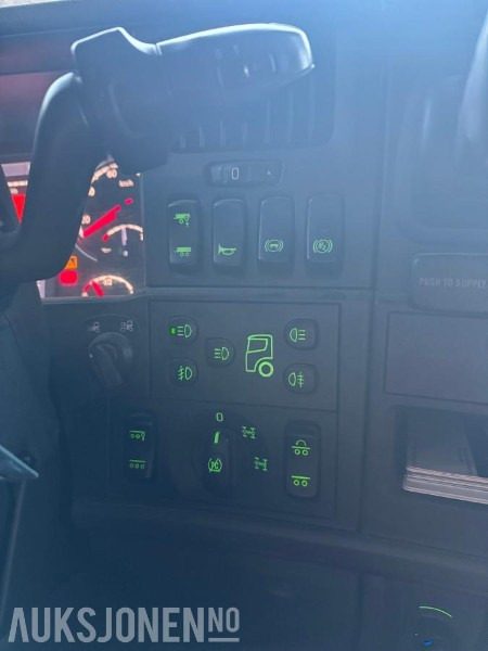 Lastväxlare lastbil 2015 Scania R580 8x4 tridem Krokbil / krokløft m/ JOAB 24t krok med knekk: bild 15 Lastväxlare lastbil 2015 Scania R580 8x4 tridem Krokbil / krokløft m/ JOAB 24t krok med knekk: bild 15