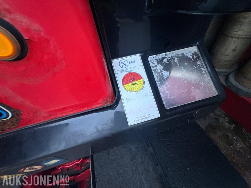 2015 Volvo FM 500 8x4 kranbil - Effer 215/6S kran og ARKA planpåbygg - EU godkjent til 30.09.26 - Kranbil: bild 5 2015 Volvo FM 500 8x4 kranbil - Effer 215/6S kran og ARKA planpåbygg - EU godkjent til 30.09.26 - Kranbil: bild 5