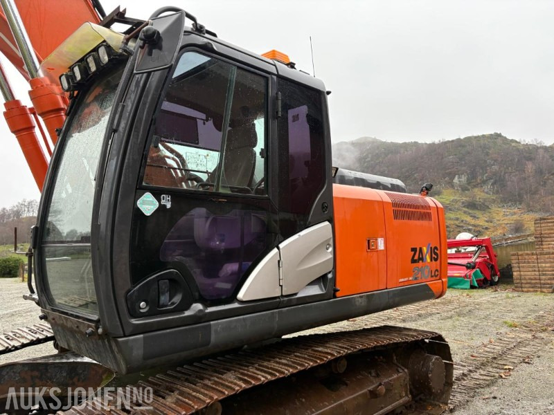 2016 Hitachi ZX210LC-5B med Engcon tiltrotator, planeringsskuffe og Gjerstad graveskuff - Grävmaskin: bild 4 2016 Hitachi ZX210LC-5B med Engcon tiltrotator, planeringsskuffe og Gjerstad graveskuff - Grävmaskin: bild 4