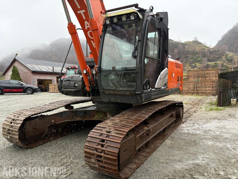 2016 Hitachi ZX210LC-5B med Engcon tiltrotator, planeringsskuffe og Gjerstad graveskuff - Grävmaskin: bild 3 2016 Hitachi ZX210LC-5B med Engcon tiltrotator, planeringsskuffe og Gjerstad graveskuff - Grävmaskin: bild 3