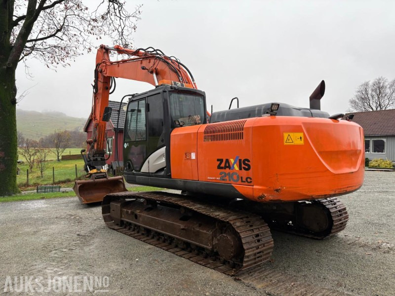 2016 Hitachi ZX210LC-5B med Engcon tiltrotator, planeringsskuffe og Gjerstad graveskuff - Grävmaskin: bild 5 2016 Hitachi ZX210LC-5B med Engcon tiltrotator, planeringsskuffe og Gjerstad graveskuff - Grävmaskin: bild 5