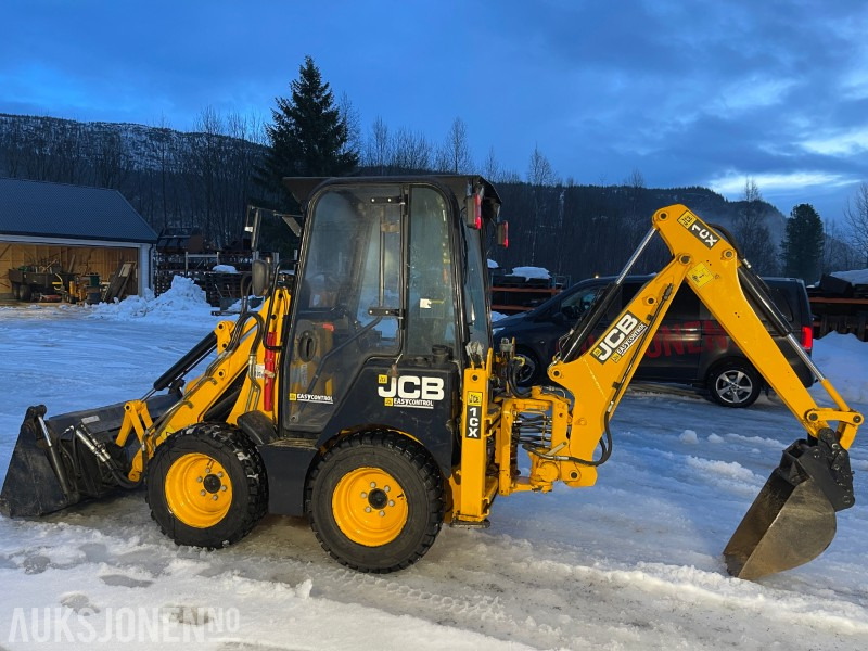2016 JCB 1CX - Kompakt spakestyrt traktorgraver, med frontlaster og graveaggregat - Grävlastare: bild 3 2016 JCB 1CX - Kompakt spakestyrt traktorgraver, med frontlaster og graveaggregat - Grävlastare: bild 3