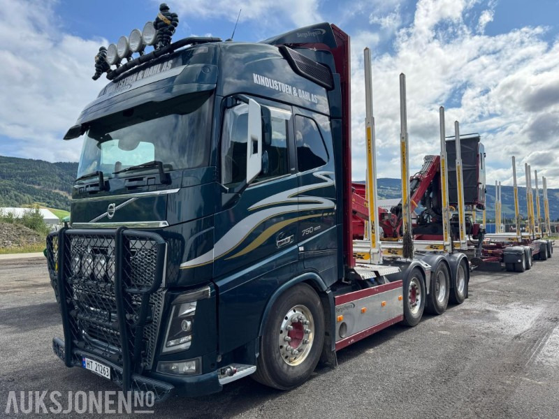 2018 Volvo FH16 8X4 komplett tømmerbil med kran og henger. - Timmerbil, Kranbil: bild 1 2018 Volvo FH16 8X4 komplett tømmerbil med kran og henger. - Timmerbil, Kranbil: bild 1