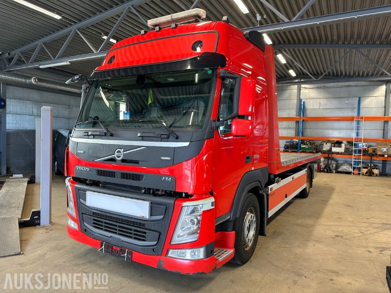 2018 Volvo FM 330 bergingsbil med spesialtilpasset Tijhof TA 12000 påhengshenger - Släck/ Räddningsvagn: bild 1 2018 Volvo FM 330 bergingsbil med spesialtilpasset Tijhof TA 12000 påhengshenger - Släck/ Räddningsvagn: bild 1
