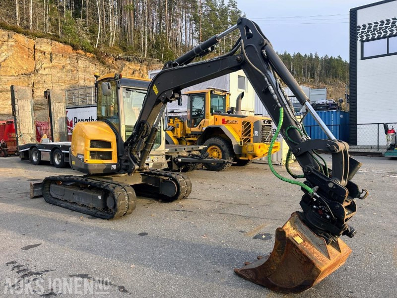2019 VOLVO ECR50D MINIGRAVER 5 TONN STEELWRIST TILTROTATOR S40 1945 TIMER - Minigrävmaskin: bild 2 2019 VOLVO ECR50D MINIGRAVER 5 TONN STEELWRIST TILTROTATOR S40 1945 TIMER - Minigrävmaskin: bild 2