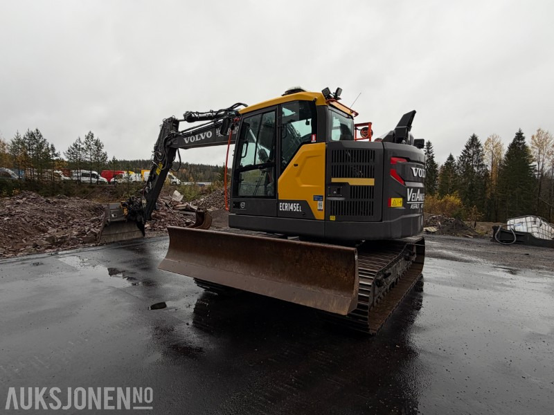 2023 Volvo ECR145EL beltegraver - HK feste - Engcon tiltrotator - Volvo pusseskuffe - Planeringsskjær - Sentralsmøring - Kun 837 timer - Grävmaskin: bild 3 2023 Volvo ECR145EL beltegraver - HK feste - Engcon tiltrotator - Volvo pusseskuffe - Planeringsskjær - Sentralsmøring - Kun 837 timer - Grävmaskin: bild 3
