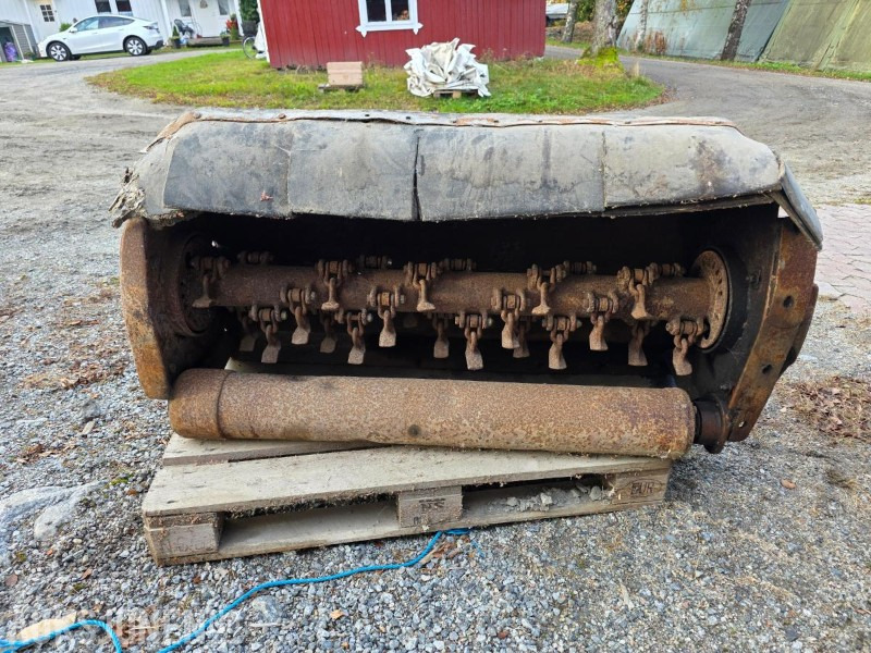 2005 G. Dücker GmbH & Co. KG MKT 13 R hydraulisk beitepuss / kantklipper - Lantbruksmaskiner: bild 1 2005 G. Dücker GmbH & Co. KG MKT 13 R hydraulisk beitepuss / kantklipper - Lantbruksmaskiner: bild 1