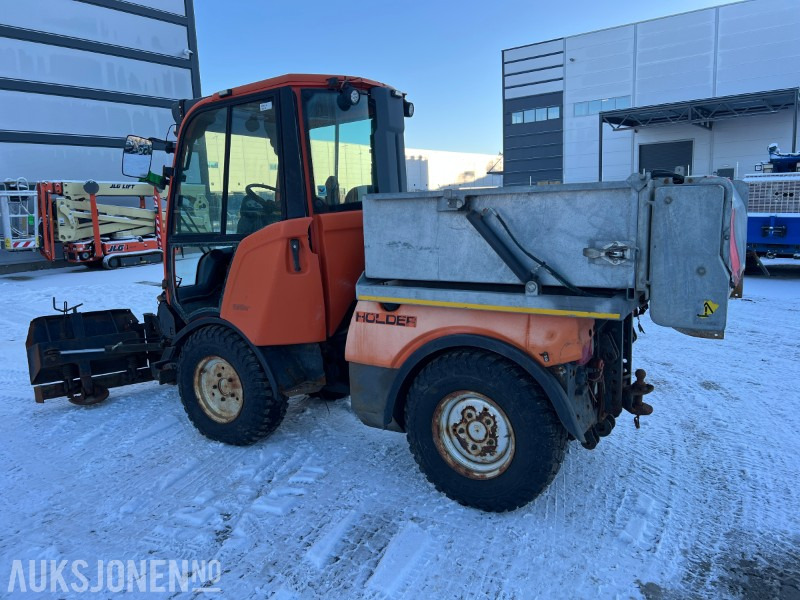 2011 Holder C250 med snøskær og strøkasse (Rep obj) - Lantbruksmaskiner: bild 3 2011 Holder C250 med snøskær og strøkasse (Rep obj) - Lantbruksmaskiner: bild 3