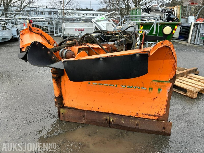 2014 Tellefsdal V90 V-plog - Lantbruksmaskiner: bild 1 2014 Tellefsdal V90 V-plog - Lantbruksmaskiner: bild 1