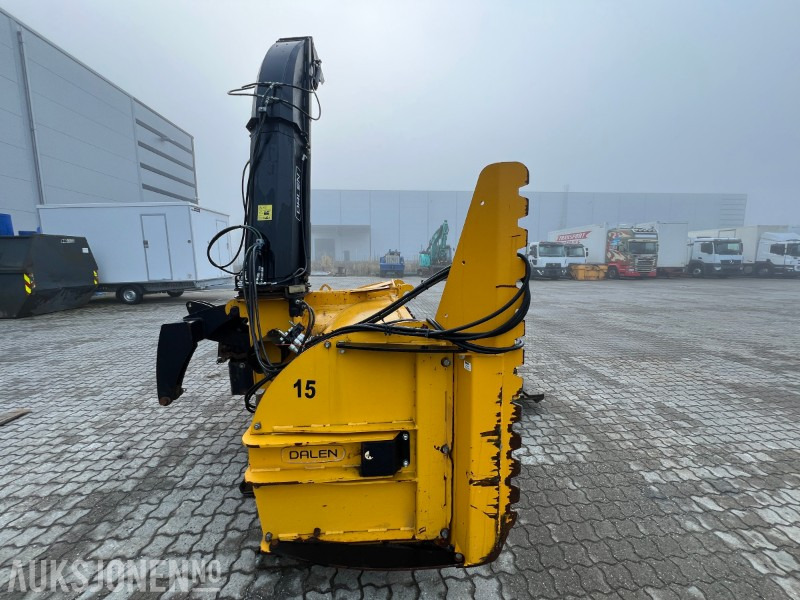 2015 Dalen 2013-010 med to tuter, frontmonteres eller slepes - Lantbruksmaskiner: bild 4 2015 Dalen 2013-010 med to tuter, frontmonteres eller slepes - Lantbruksmaskiner: bild 4