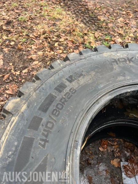 2017 Nokian Hakkapelita tri - 2x440/80-28 2x540/80-38 - Lantbruksmaskiner: bild 2 2017 Nokian Hakkapelita tri - 2x440/80-28 2x540/80-38 - Lantbruksmaskiner: bild 2