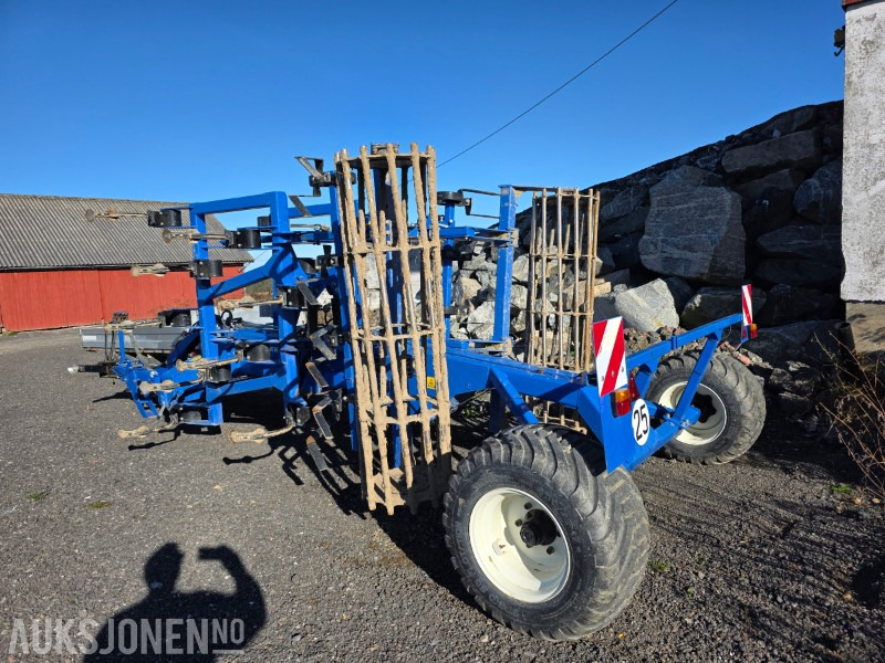 2019 New Holland grubber STX V 400T - Lantbruksmaskiner: bild 4 2019 New Holland grubber STX V 400T - Lantbruksmaskiner: bild 4