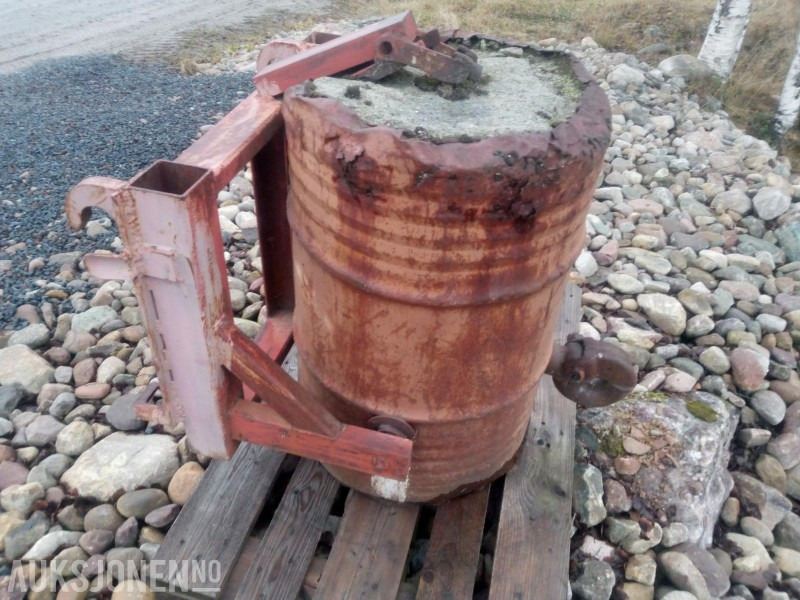 Lodd for traktor - Lantbruksmaskiner: bild 1 Lodd for traktor - Lantbruksmaskiner: bild 1