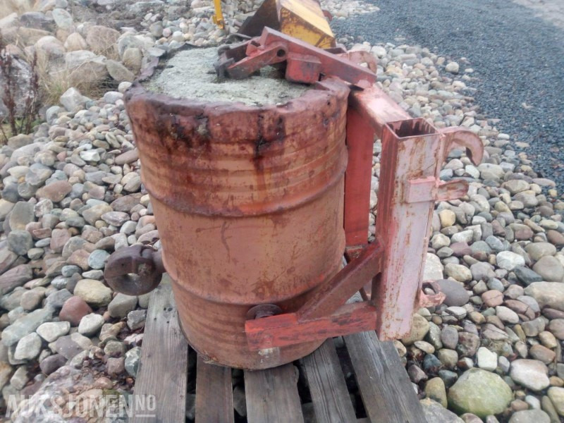 Lodd for traktor - Lantbruksmaskiner: bild 4 Lodd for traktor - Lantbruksmaskiner: bild 4