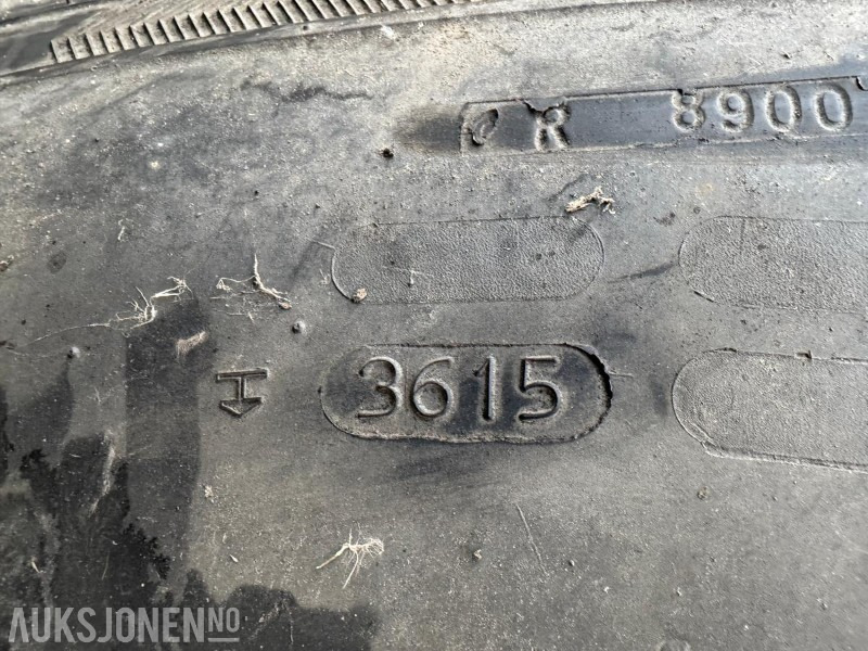 Nokian TRI 2 dekk – 3 stk (1 nytt + 2 brukte ca. 50 %) - Lantbruksmaskiner: bild 4 Nokian TRI 2 dekk – 3 stk (1 nytt + 2 brukte ca. 50 %) - Lantbruksmaskiner: bild 4