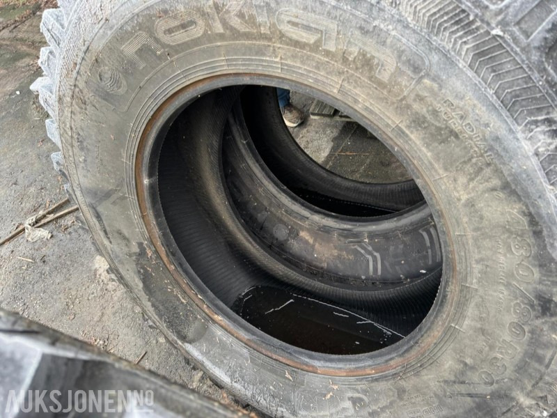 Nokian TRI 2 dekk – 3 stk (1 nytt + 2 brukte ca. 50 %) - Lantbruksmaskiner: bild 5 Nokian TRI 2 dekk – 3 stk (1 nytt + 2 brukte ca. 50 %) - Lantbruksmaskiner: bild 5