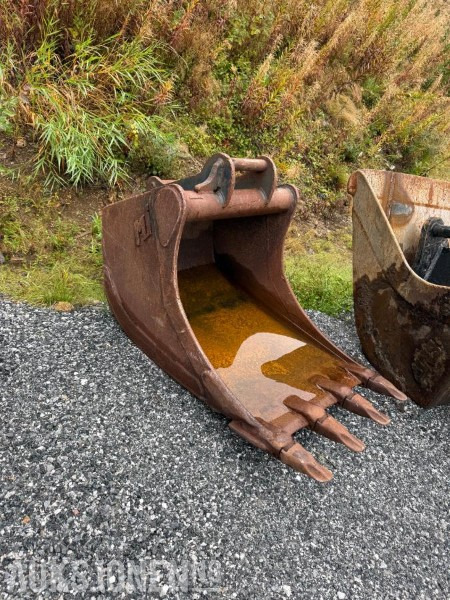 MI tannskuffe s50 - Grävmaskin: bild 1 MI tannskuffe s50 - Grävmaskin: bild 1