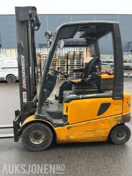 2002 Jungheinrich EFG-VAC 22 - Gaffeltruck - Truck - Materialhanteringsutrustning: bild 1 2002 Jungheinrich EFG-VAC 22 - Gaffeltruck - Truck - Materialhanteringsutrustning: bild 1