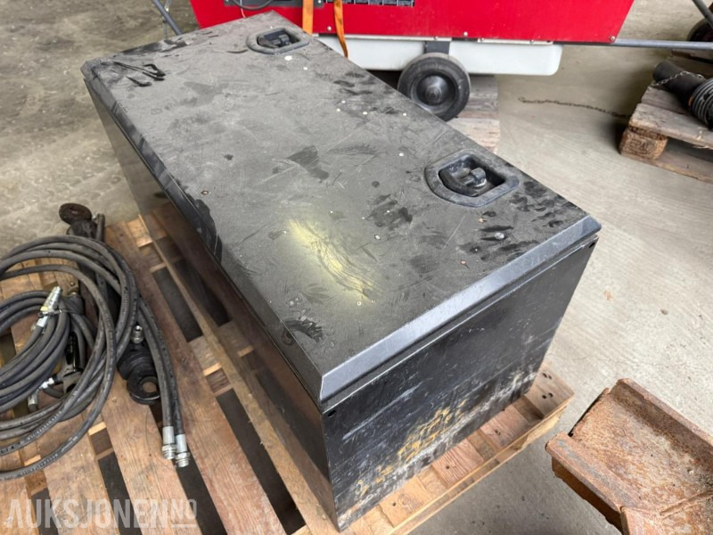 Oppbevaringkasse med lås - Entreprenadutrustning: bild 3 Oppbevaringkasse med lås - Entreprenadutrustning: bild 3