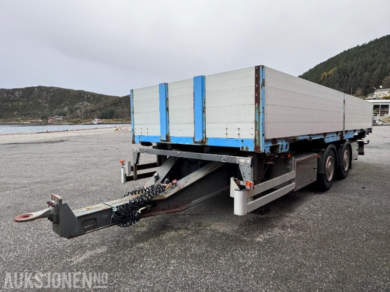 2002 Goebel & Sohn Containerchassi / Boggi kjerre med Køgel 745 Vekselflak med aluminiumskarmer - Släp: bild 1 2002 Goebel & Sohn Containerchassi / Boggi kjerre med Køgel 745 Vekselflak med aluminiumskarmer - Släp: bild 1