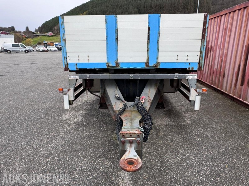 2002 Goebel & Sohn Containerchassi / Boggi kjerre med Køgel 745 Vekselflak med aluminiumskarmer - Släp: bild 2 2002 Goebel & Sohn Containerchassi / Boggi kjerre med Køgel 745 Vekselflak med aluminiumskarmer - Släp: bild 2