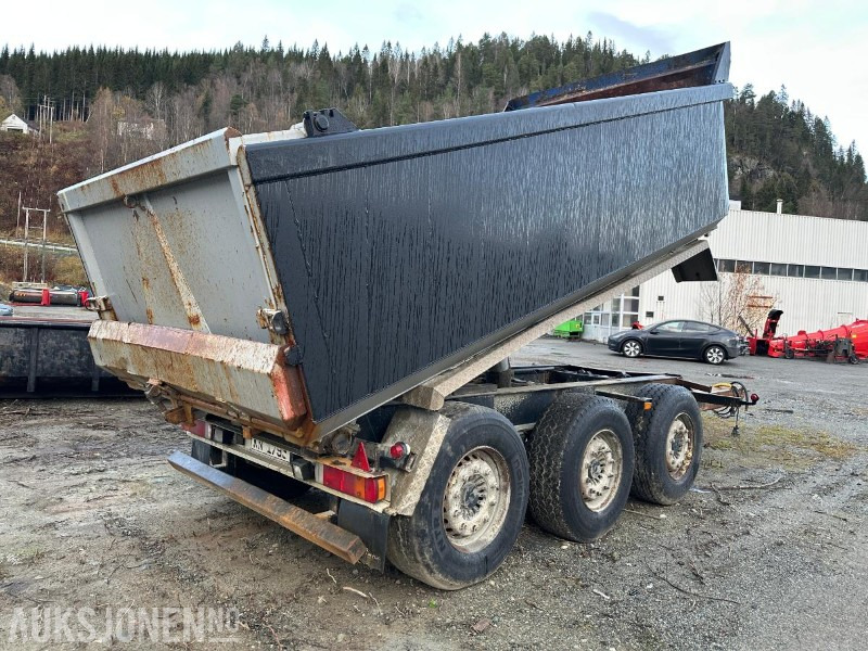 2005 Maur Bilpåbygg tippkjerre / trippelkjerre - Släp: bild 3 2005 Maur Bilpåbygg tippkjerre / trippelkjerre - Släp: bild 3