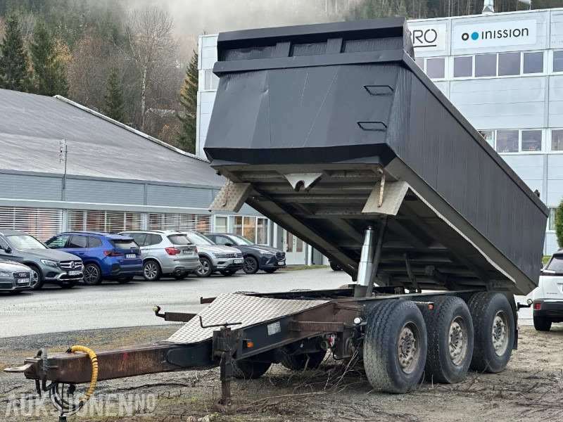 2005 Maur Bilpåbygg tippkjerre / trippelkjerre - Släp: bild 1 2005 Maur Bilpåbygg tippkjerre / trippelkjerre - Släp: bild 1