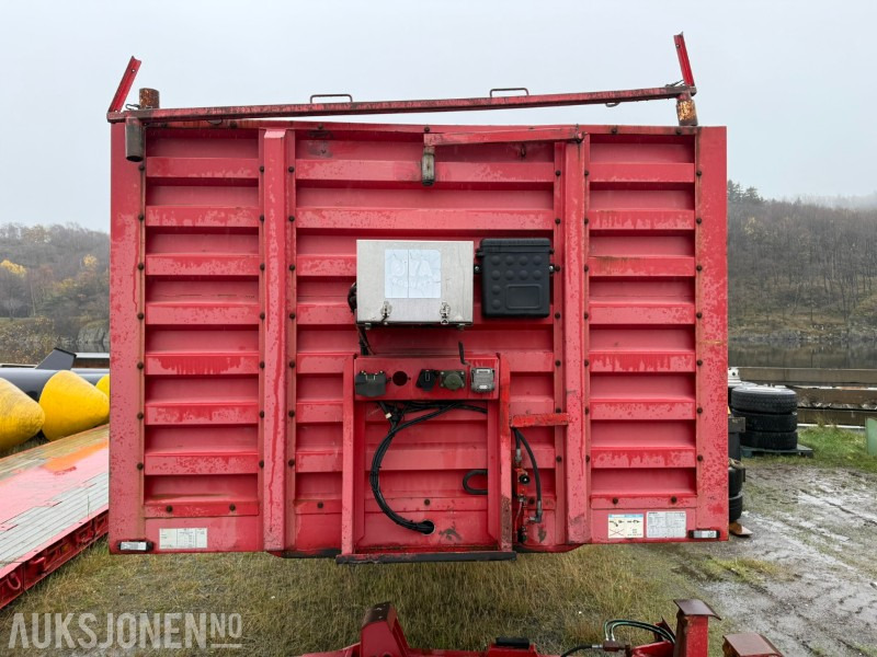 2007 CMT NSP-24 maskintralle med uttrekk / hydrauliske kjørebroer - Släp: bild 2 2007 CMT NSP-24 maskintralle med uttrekk / hydrauliske kjørebroer - Släp: bild 2