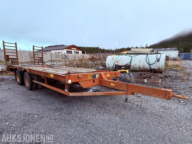 2007 NC Trailers BT-18 Maskinhenger - 2 aksler - Släp: bild 3 2007 NC Trailers BT-18 Maskinhenger - 2 aksler - Släp: bild 3