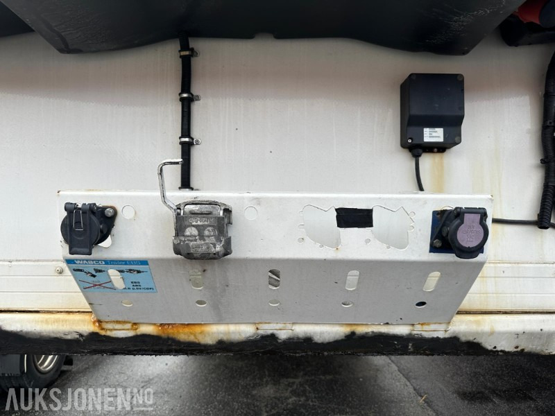 Ekeri FNA Frysesemi 2013 – Carrier Vector 1950 MT – Sideåpning – EU-godkjent til 07/2026 - Släp: bild 4 Ekeri FNA Frysesemi 2013 – Carrier Vector 1950 MT – Sideåpning – EU-godkjent til 07/2026 - Släp: bild 4