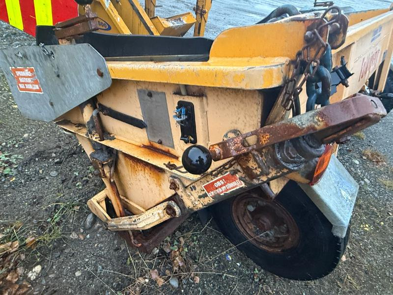 1994 Falköping B10LU Etterhengende spreder - Tillbehör för Byggmaskiner: bild 2 1994 Falköping B10LU Etterhengende spreder - Tillbehör för Byggmaskiner: bild 2