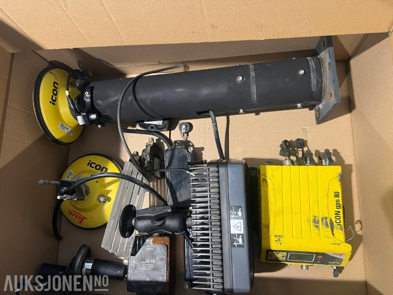 2017 Andre Leika GPS anlegg for gravemaskin - Tillbehör för Byggmaskiner: bild 1 2017 Andre Leika GPS anlegg for gravemaskin - Tillbehör för Byggmaskiner: bild 1