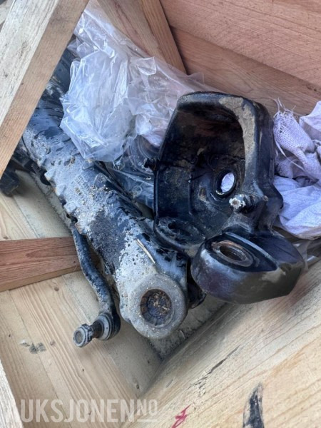 2017 Bakaksling til CAT TH 408 D Teleskoptruck - rep.objekt - Tillbehör för Byggmaskiner: bild 5 2017 Bakaksling til CAT TH 408 D Teleskoptruck - rep.objekt - Tillbehör för Byggmaskiner: bild 5