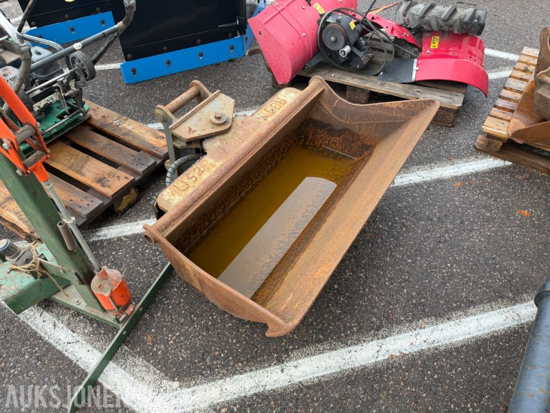 Pusseskuff S40 hydraulisk - Tillbehör för Byggmaskiner: bild 1 Pusseskuff S40 hydraulisk - Tillbehör för Byggmaskiner: bild 1