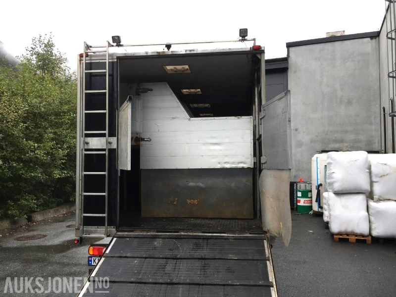 2004 DAF LF 45.220 - Hestebil / Transportbil, 202552km - Utility/ Specialfordon: bild 3 2004 DAF LF 45.220 - Hestebil / Transportbil, 202552km - Utility/ Specialfordon: bild 3