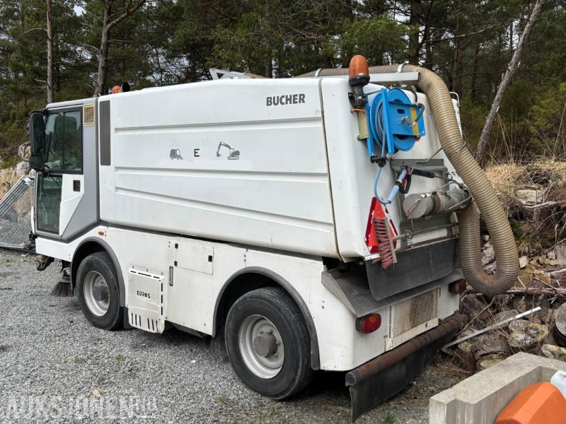 2010 Bucher CityCat 5000 feiebil / kostebil - Utility/ Specialfordon: bild 4 2010 Bucher CityCat 5000 feiebil / kostebil - Utility/ Specialfordon: bild 4
