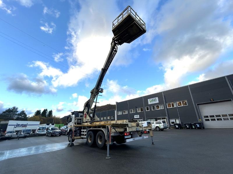 2013 Volvo FMX 370 6X4 med NORMET Esslift 1000 plattform / korg - nylig EU godkjent - Utility/ Specialfordon: bild 4 2013 Volvo FMX 370 6X4 med NORMET Esslift 1000 plattform / korg - nylig EU godkjent - Utility/ Specialfordon: bild 4