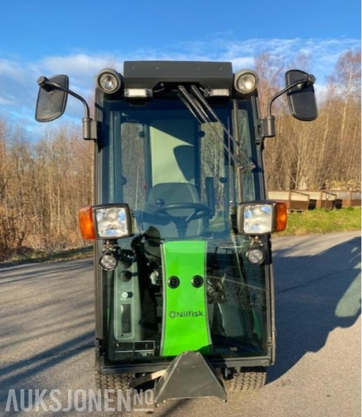 2016 Nilfisk CITY RANGER 2250 (Egholm) 4x4 - MVA FRI - Utility/ Specialfordon: bild 2 2016 Nilfisk CITY RANGER 2250 (Egholm) 4x4 - MVA FRI - Utility/ Specialfordon: bild 2