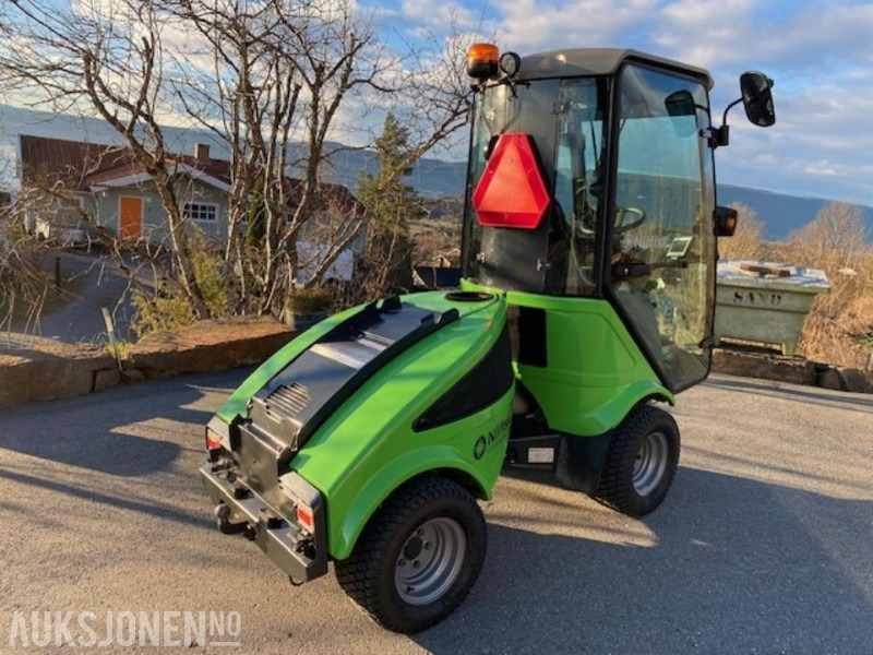 2016 Nilfisk CITY RANGER 2250 (Egholm) 4x4 - MVA FRI - Utility/ Specialfordon: bild 4 2016 Nilfisk CITY RANGER 2250 (Egholm) 4x4 - MVA FRI - Utility/ Specialfordon: bild 4