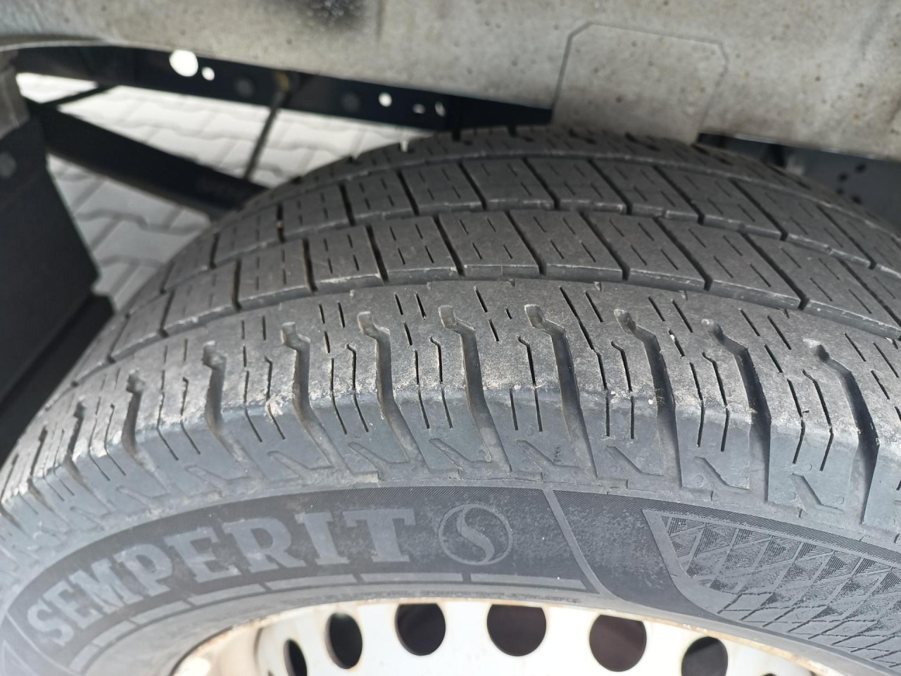 IVECO Daily 35S16A8V - Skåpbil: bild 4 IVECO Daily 35S16A8V - Skåpbil: bild 4