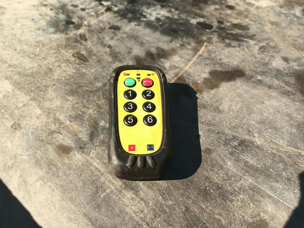 MERCEDES-BENZ Atego 1323 L - Lastbil med skåp: bild 3 MERCEDES-BENZ Atego 1323 L - Lastbil med skåp: bild 3