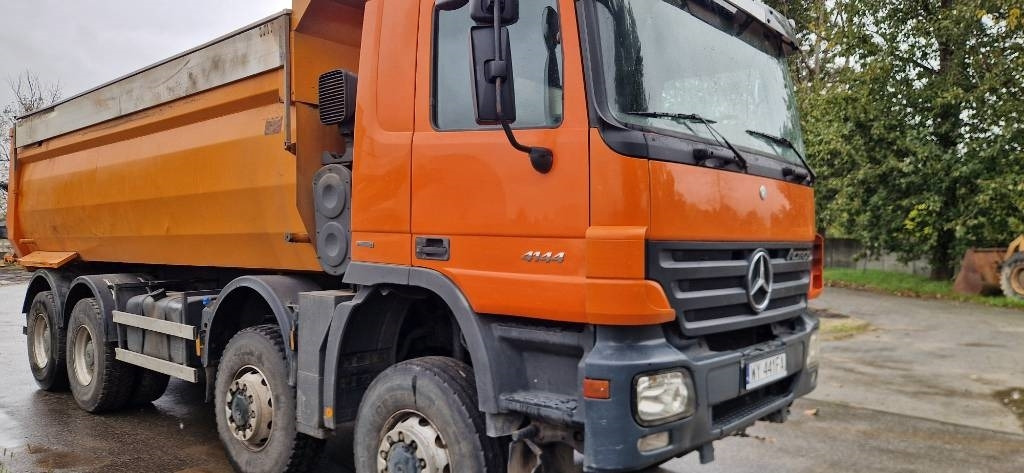 Mercedes-Benz Actros 4144 - Tippbil lastbil: bild 3 Mercedes-Benz Actros 4144 - Tippbil lastbil: bild 3