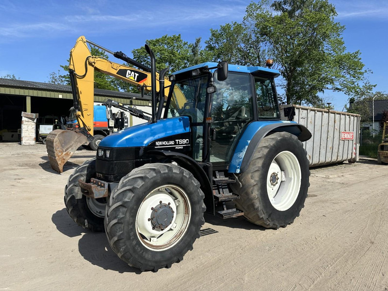 New Holland TS 90 - Traktor: bild 2 New Holland TS 90 - Traktor: bild 2