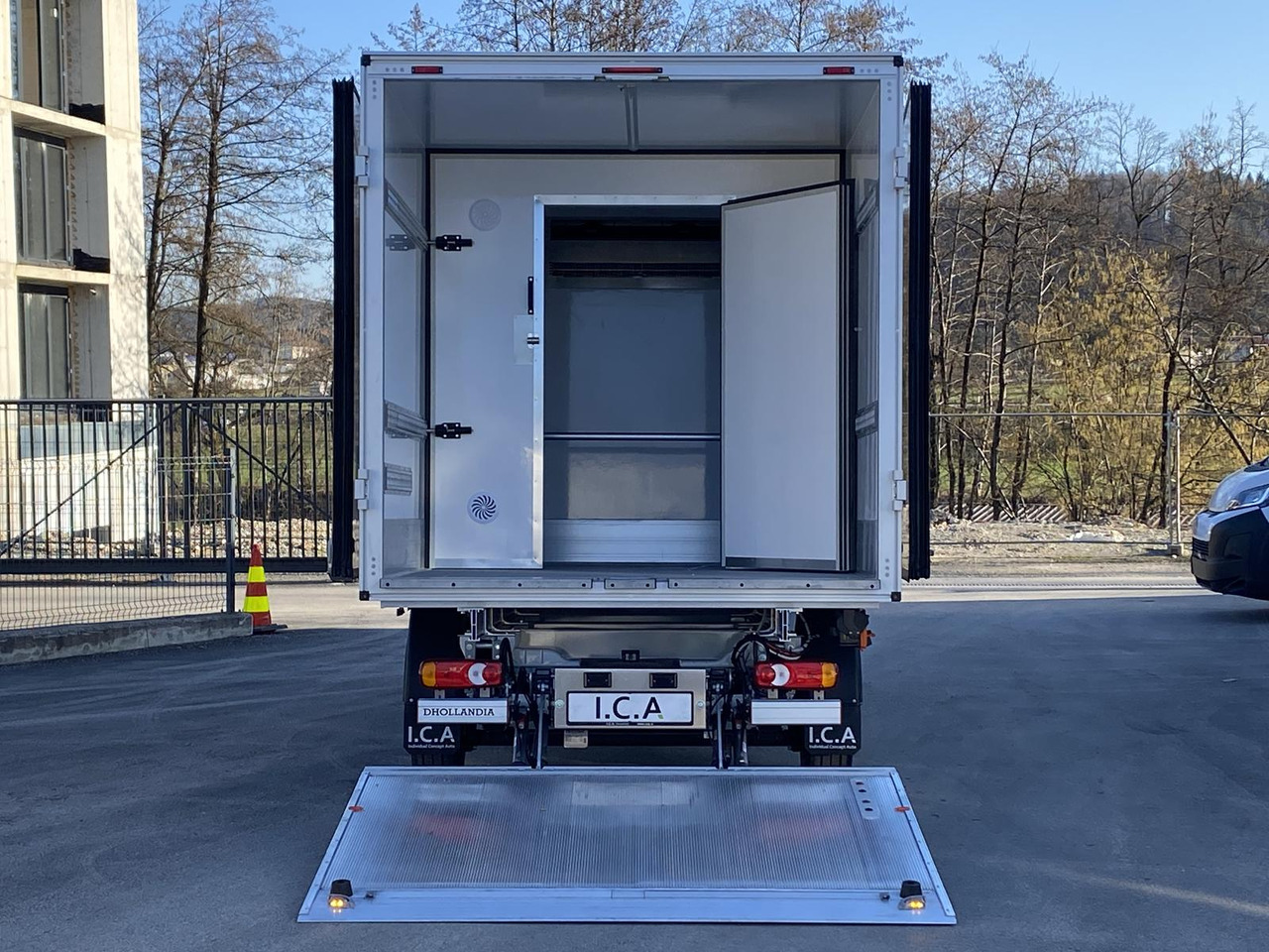 CITROEN JUMPER L3 35+ 180PS TIEFKÜHLKOFFER -20C, L: 3430mm + LADERAMPE - Kylbil: bild 1 CITROEN JUMPER L3 35+ 180PS TIEFKÜHLKOFFER -20C, L: 3430mm + LADERAMPE - Kylbil: bild 1