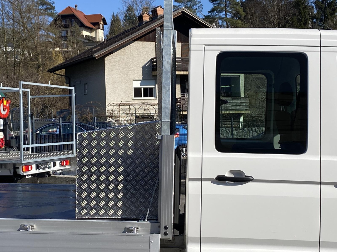 MAN TGE 3.180 DOKA 1+6 3640MM | OFFENE PRITSCHE + ALU KOFFER AUF DER PRITSCHE - Transportbil med flak: bild 5 MAN TGE 3.180 DOKA 1+6 3640MM | OFFENE PRITSCHE + ALU KOFFER AUF DER PRITSCHE - Transportbil med flak: bild 5